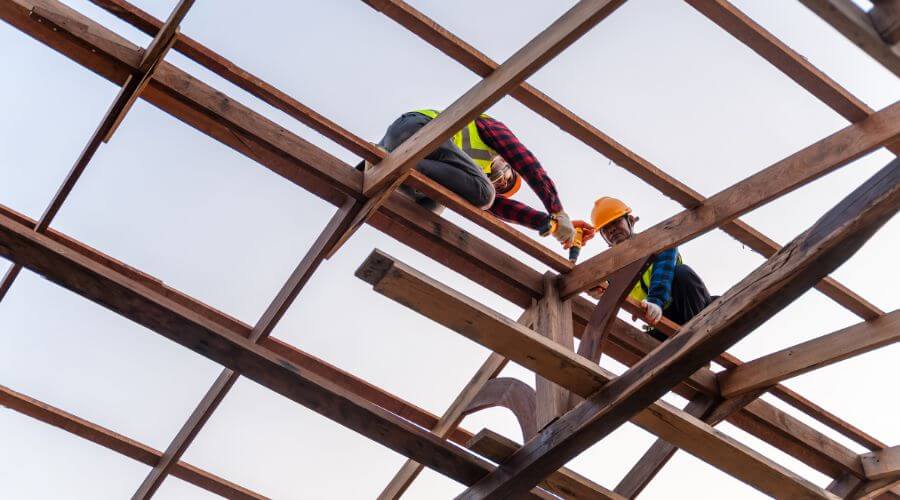 Expert new roof installation services in Savannah, OH